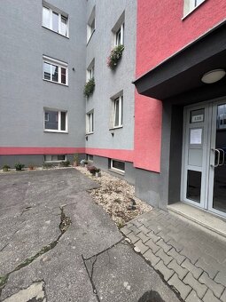 2 izb. byt, PRIEVOZSKÁ ul. - 19