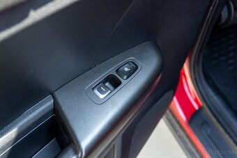 Kia Sportage 1.7 CRDi 2WD Gold 2018 - 19