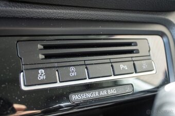 Volkswagen Sharan 2.0 TDI SCR BMT 184k Highline DSG EU6 - 19