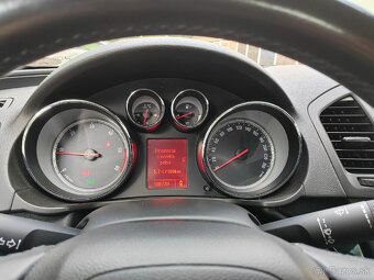 Opel Insignia 2.0 CDTI Cosmo, 118 kW, r.v. 2011 - 19