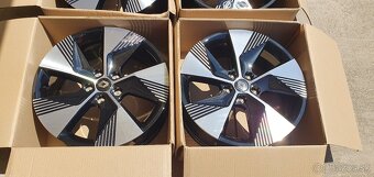Dacia duster  renault honda toyota nissan 5x114,3 r18 - 19