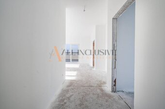 ZNÍŽENÁ CENA l NA PREDAJ 3 IZBOVÝ BYT S BALKÓNOM, PODUNAJSKÉ - 19