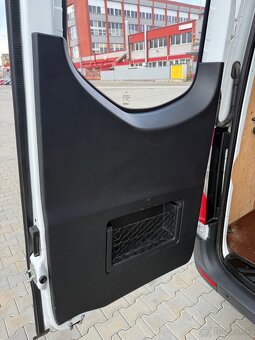 🚐 Mercedes-Benz Sprinter 319 CDI 140 kW – V6, plná výbava. - 19