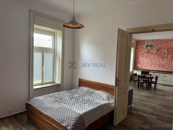 Na prenájom exkluzívny 2-izbový byt v historickom centre Nit - 19