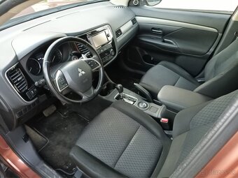MITSUBISHI OUTLANDER 4x4 - NA PREDAJ - 19