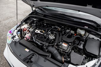 Toyota Corolla Combi 2.0Hybrid 112kW e-CVT GR Sport 10/2020 - 19