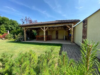 Na predaj štýlový dom s wellnessom v centre Pozby. - 19