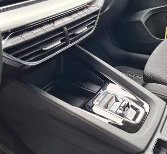 ŠKODA OCTAVIA COMBI 2.0 TDI STYLE 4X4 DSG - 19