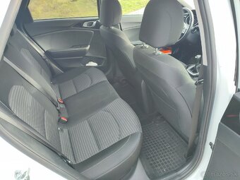 Predám Kia ceed SW 1.5tgdi - 19
