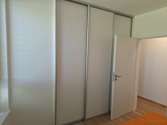 Prenajmem 2 izbový byt v Trnave ulica Včelarska projekt prúd - 19