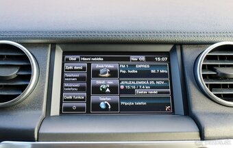 Land Rover Discovery 3.0 TDV6 SE - 19