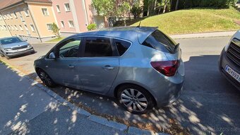 OPEL ASTRA 1.4 TURBO 1600 € - 19