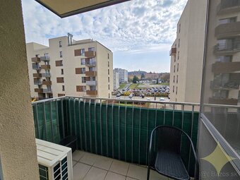 Ponúkame na predaj 3 izbový byt s garážovým státim v lokalit - 19