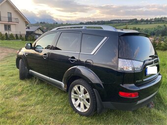 Predám Mitsubishi Outlander 4x4 (7 miest), webasto - 19