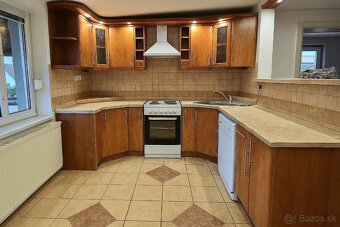 Krásny rodinný dom aj ako investícia - 19