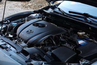 Mazda 6 Combi (Wagon) 2.0 Skyactiv-G165 Revolution Top - 19