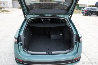 Volkswagen Passat Variant 1.5 TSI eHybrid ELEGANCE - 19