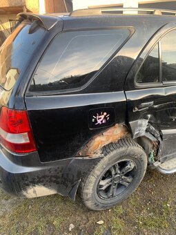 Rozpredám KIA sorento 2.5 - 19