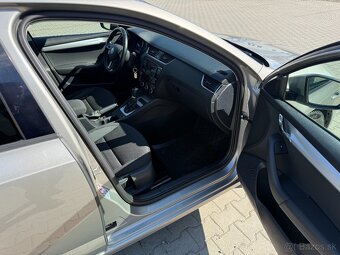 ŠKODA Octavia III Combi Ambition 1,6 TDi 85 kW A/T -rv.2019 - 19