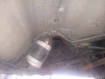 Predám AUDI 80 2.0 E - 19