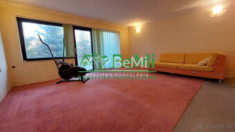 Na predaj rodinný dom s veľkým pozemkom v obci Práznovce - 19