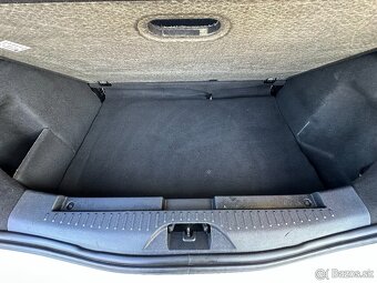 Ford B-MAX 1.0/74kW Eco Boost 1.Maj ČR r.v. 2015 - 19