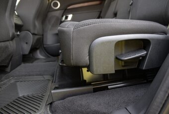 Land Rover Discovery 3.0 SDV6 SE - 19