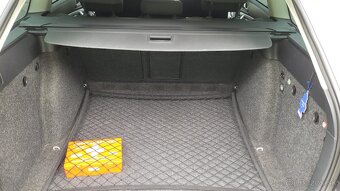 ŠKODA OCTAVIA 2 FACELIFT COMBI DSG  168 000 km - 19