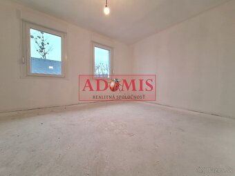 Predám 4izbový bungalov Ruskov,kolaudácia,652m2,Ruskov, len  - 19