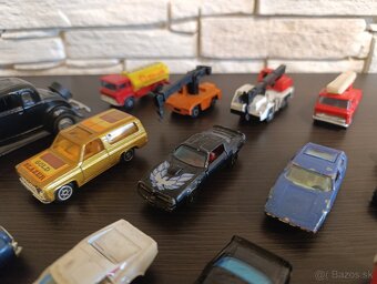 Playart a Yatming modely - osobní nákladní auta - Hong Kong. - 19