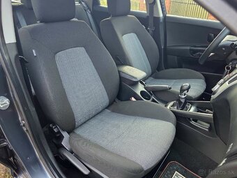 Kia Ceed 1.4 CVVT • Facelift 2011 • 172 tisíc KM • Nová STK - 19