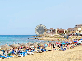 Apartmán 4+kk s bazénom a terasou Torrevieja-La Mata, Španie - 19