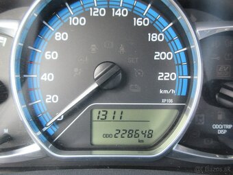 Toyota Yaris 1.5l VVT-i HybridSD Style - 19