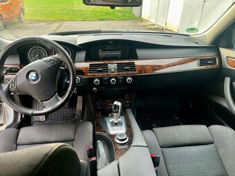 BMW E60 lci 525d 145 kw trojliter facelift - 19