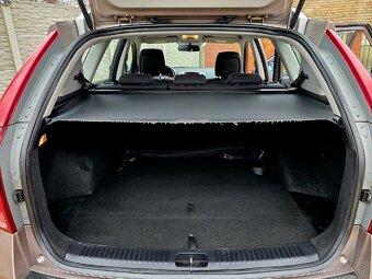 Kia Ceed SW • 1.4i • Facelift 2011 • 59 tisíc KM • Nová STK - 19