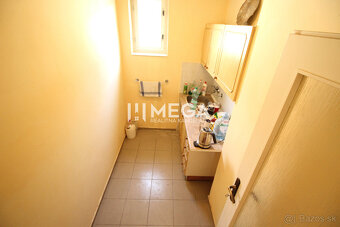 VÝHODNÝ PRENÁJOM KANCELÁRIÍ vo vyhľadávanej lokalite HUMENNÉ - 19