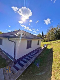 Moderný 4izbový rodinný dom s veľkým pozemkom - bez rezervač - 19