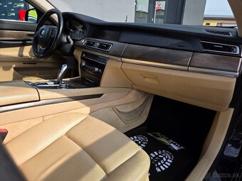 BMW Rad 7 730d - 19