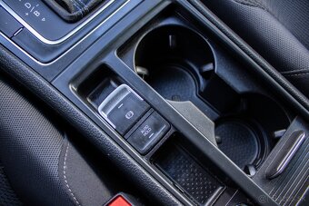 Volkswagen Golf e - 19