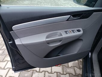 VOLKSWAGEN SHARAN 4x4 - NA PREDAJ - 19