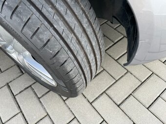 Peugeot 308 II SW 1.2PT 81kW Navi Apps - 19