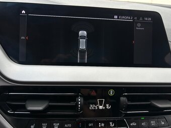 BMW rad 1 118i A/T…100kW - 19