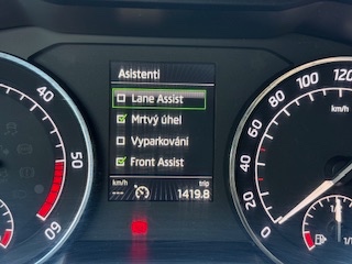 Predám Škoda SUPERB III. 2,0TDi, DSG, 110kw, lim - 19