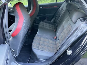 VW Golf VIII GTI 2.0 TSI - 19