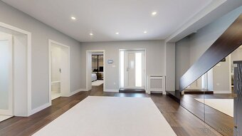 LUXUSNÝ DVOJPODLAŽNÝ RODINNÝ DOM V MODRANKE. - 19