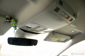 Volkswagen Passat Variant Highline 2 TDi - 19