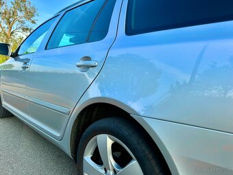 Škoda Octavia 1.6TDI 77kw Elegance 219 000km - 19