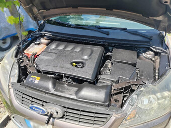 Predám Ford Focus CC kupe-kabrio 2010 - 19