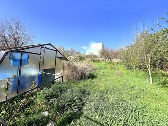 PREDAJ 4 izb DOM s garážou a poz. 992m2 obec Krásno - 19