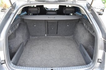 Škoda Octavia Kombi 2.0 TDI DSG STYLE VIRTUAL SR 2021 DPH - 19